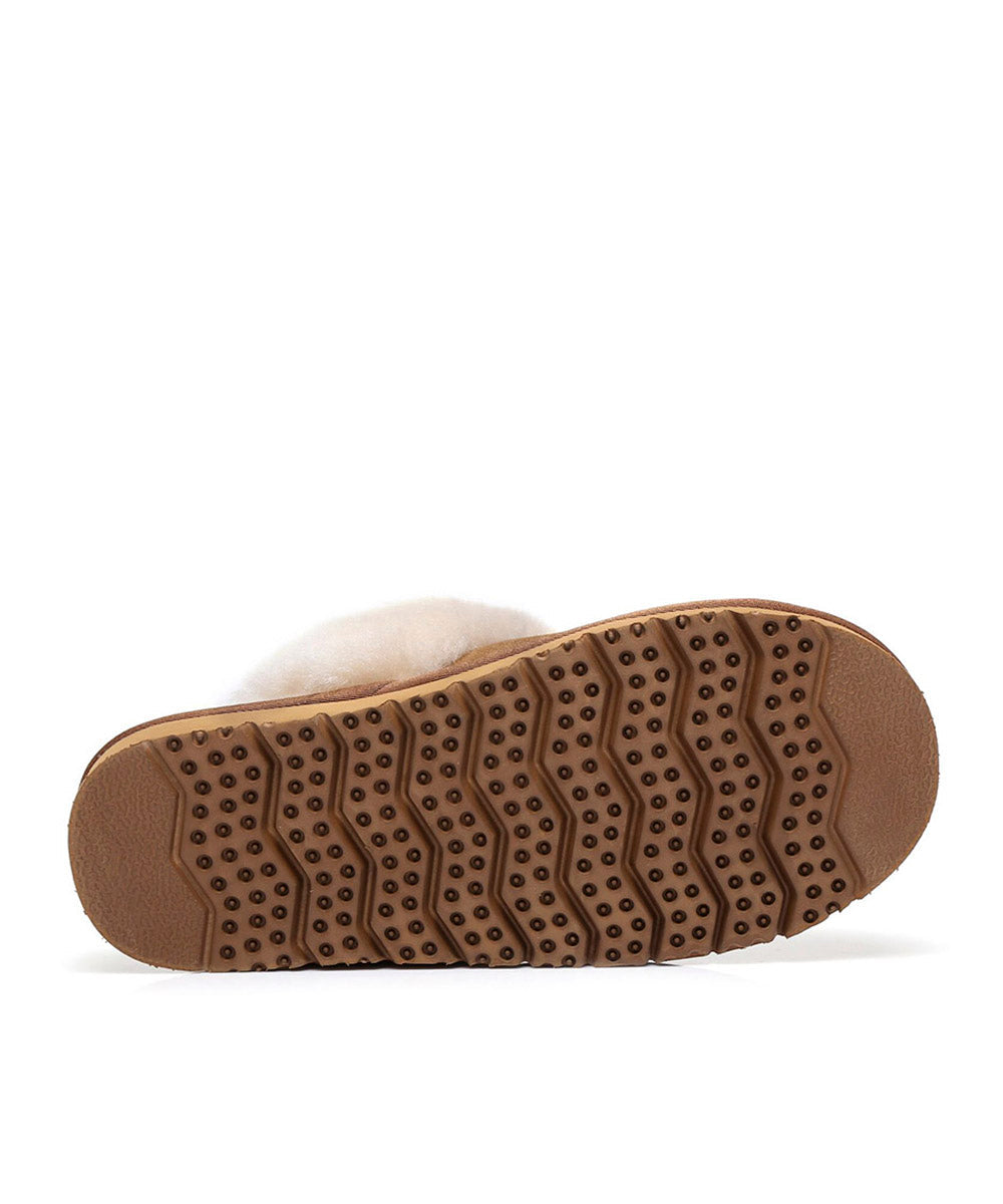Women's UGG Fuzzy Slipper | Red Kado